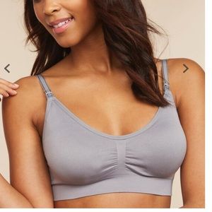 NWOT seamless motherhood maternity bra